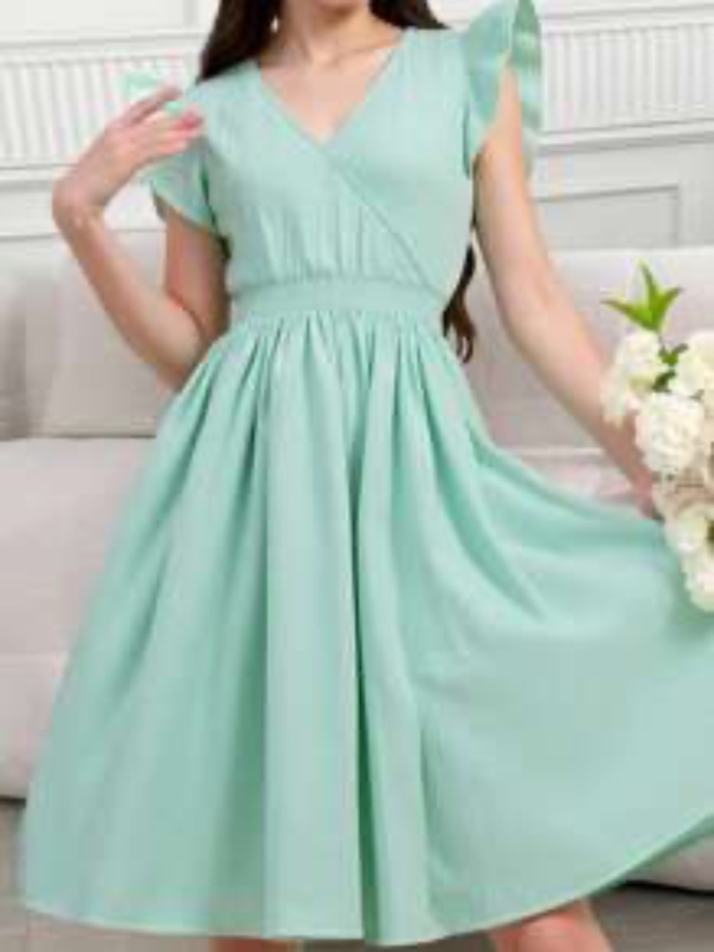 Teen Girl's Waist Cinched Fashionable Dress